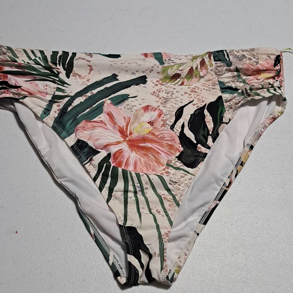 Mynah cheeky swim bottoms size XXL NWT